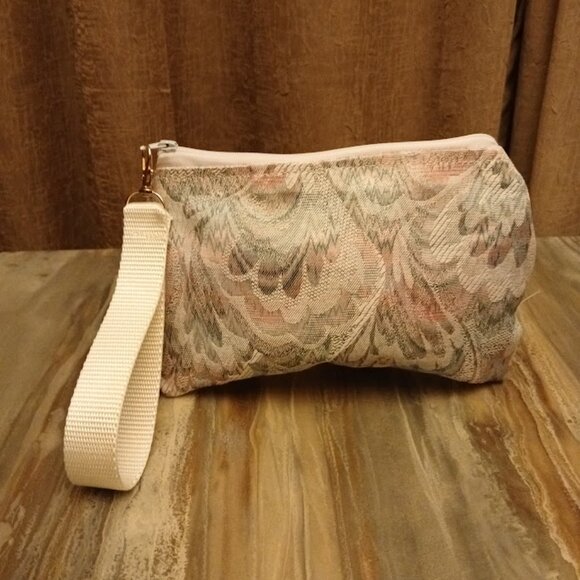 New Zippy Hanging Canvas Wristlet Clutch Pouch Make-up Bag Chevron Pastel Floral - Picture 6 of 16